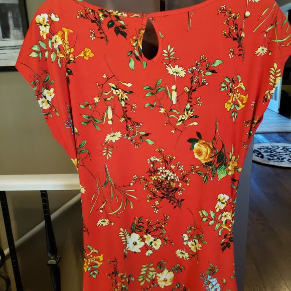 Floral bright stretchy top - Picture 2 of 4